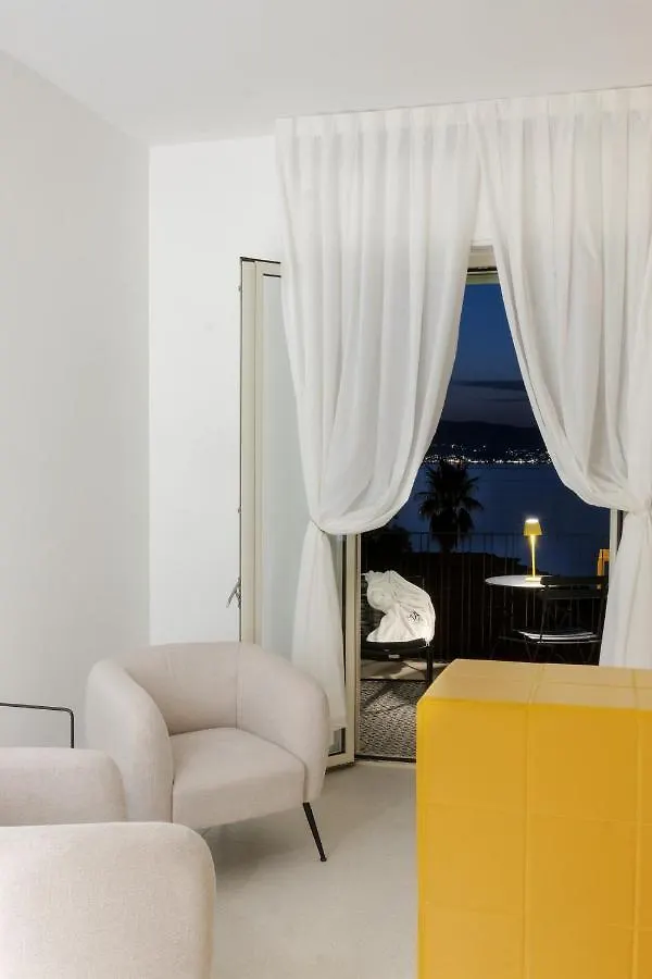 Malalbergo Reggio Calabria Hostel