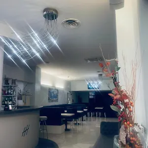 Holiday- Finestrella 3*, Bolonia Italia